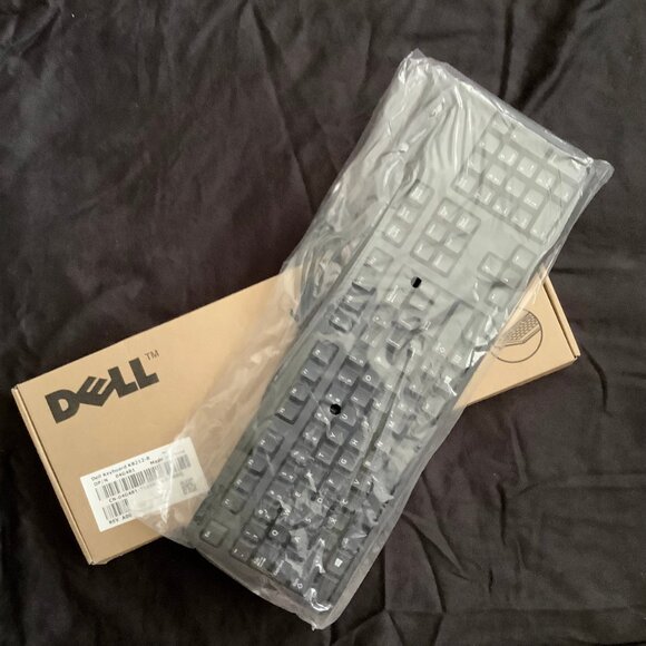 NIB - Dell KB212-B Wired Quiet-Key Low-Profile Keyboard with USB Cable - Picture 9 of 11